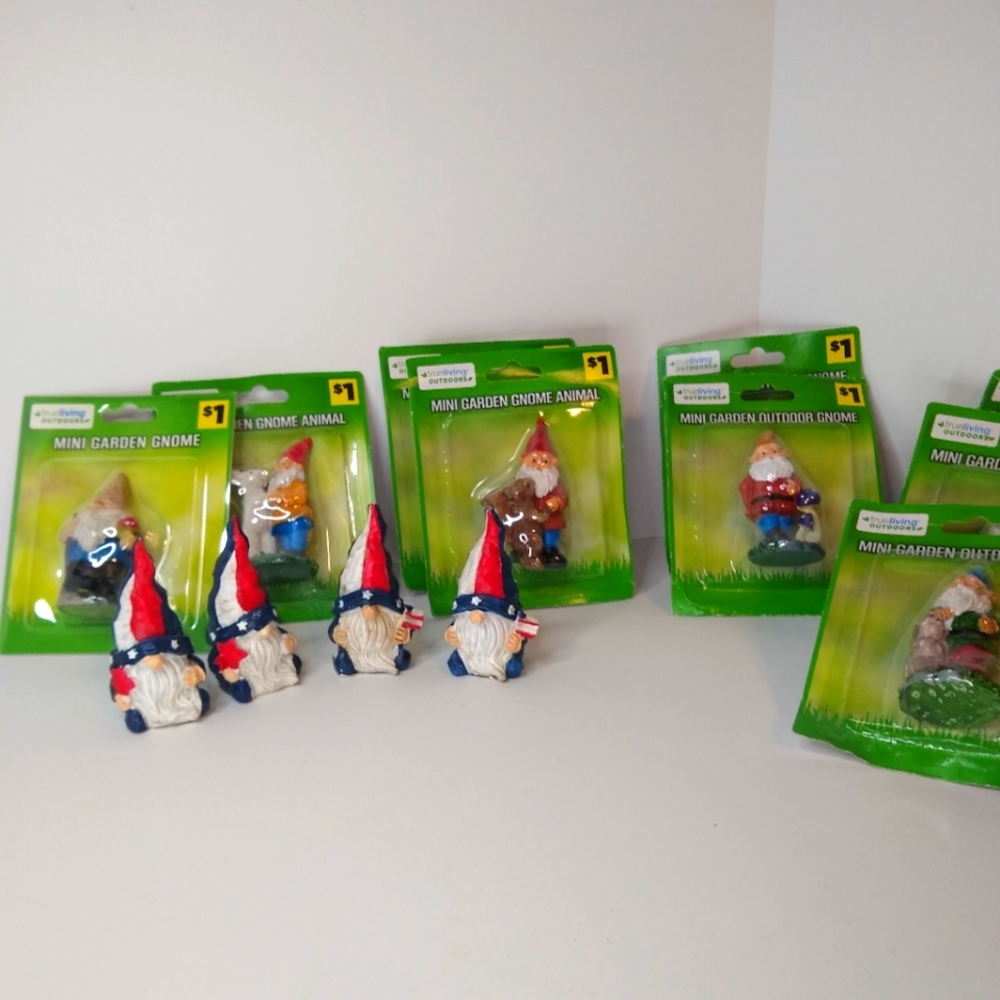 True Living Outdoors Gnome Fairy Village Garden Lot Set Of 13 NIP